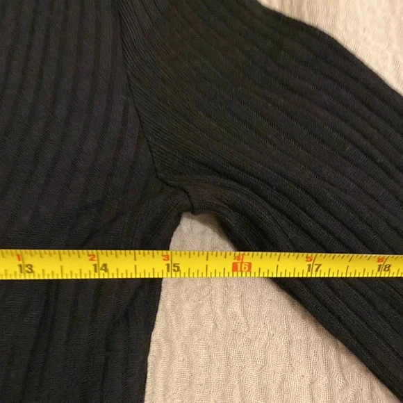 Reformation Gellar Black Ribbed Knit Top. Size S - Picture 6 of 8